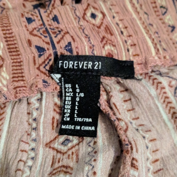 💲Boho Patterned Shorts **$8 with bundle** - Picture 2 of 3